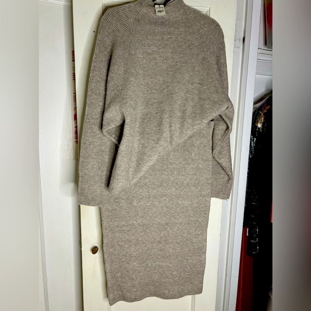 Express Dolman sweater and matching sweater pencil skirt